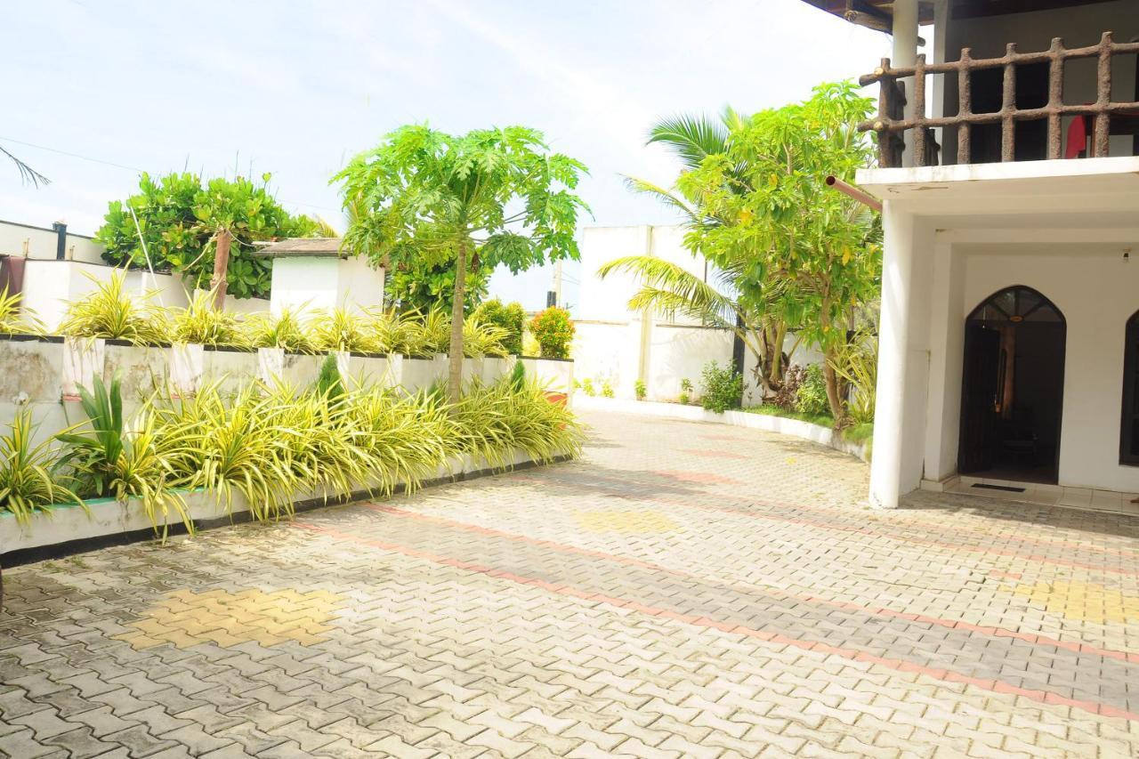 Deutsch Lanka Hotel Telwatta Экстерьер фото